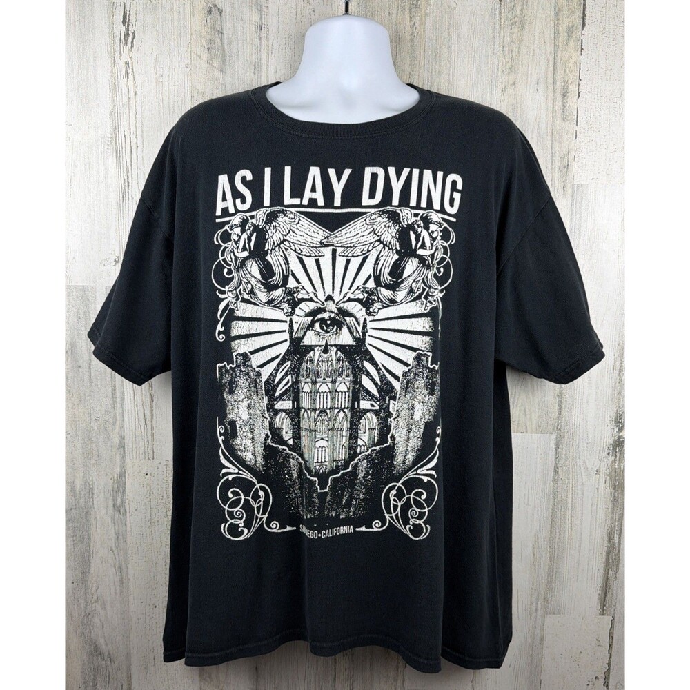 As I Lay Dying San Diego California Anvil Distressed T-Shirt 2XL (26”x30”)